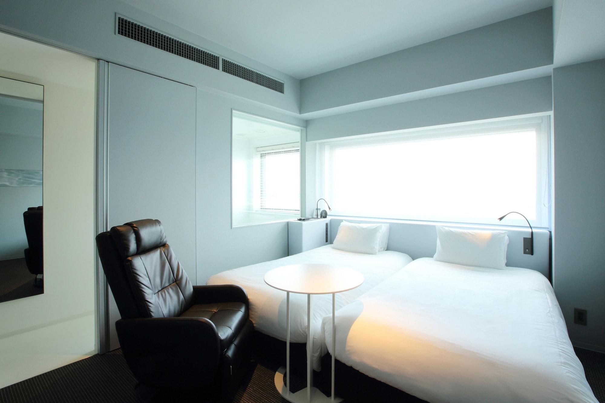 Remm Shin-Osaka Hotell Exteriör bild