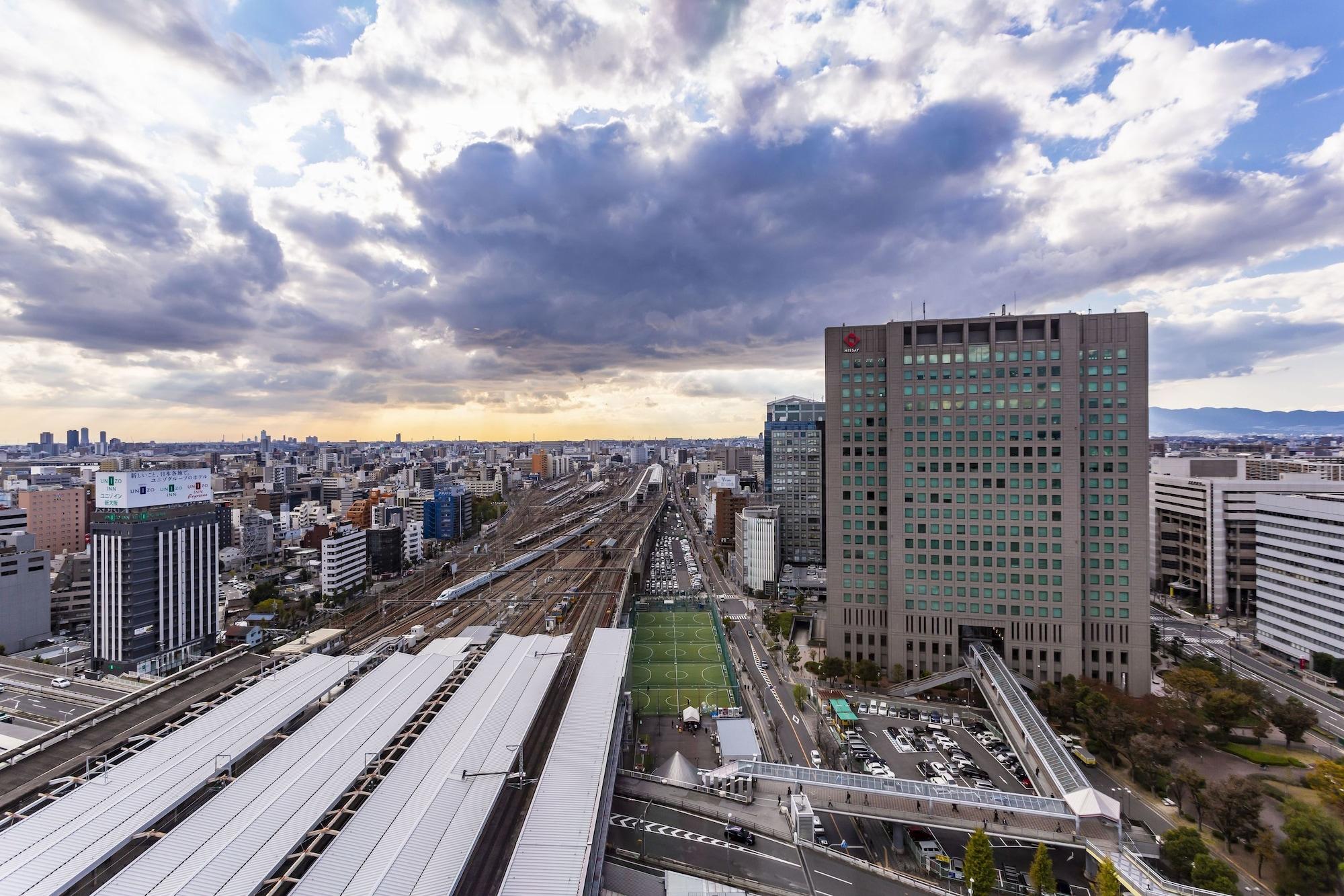 Remm Shin-Osaka Hotell Exteriör bild