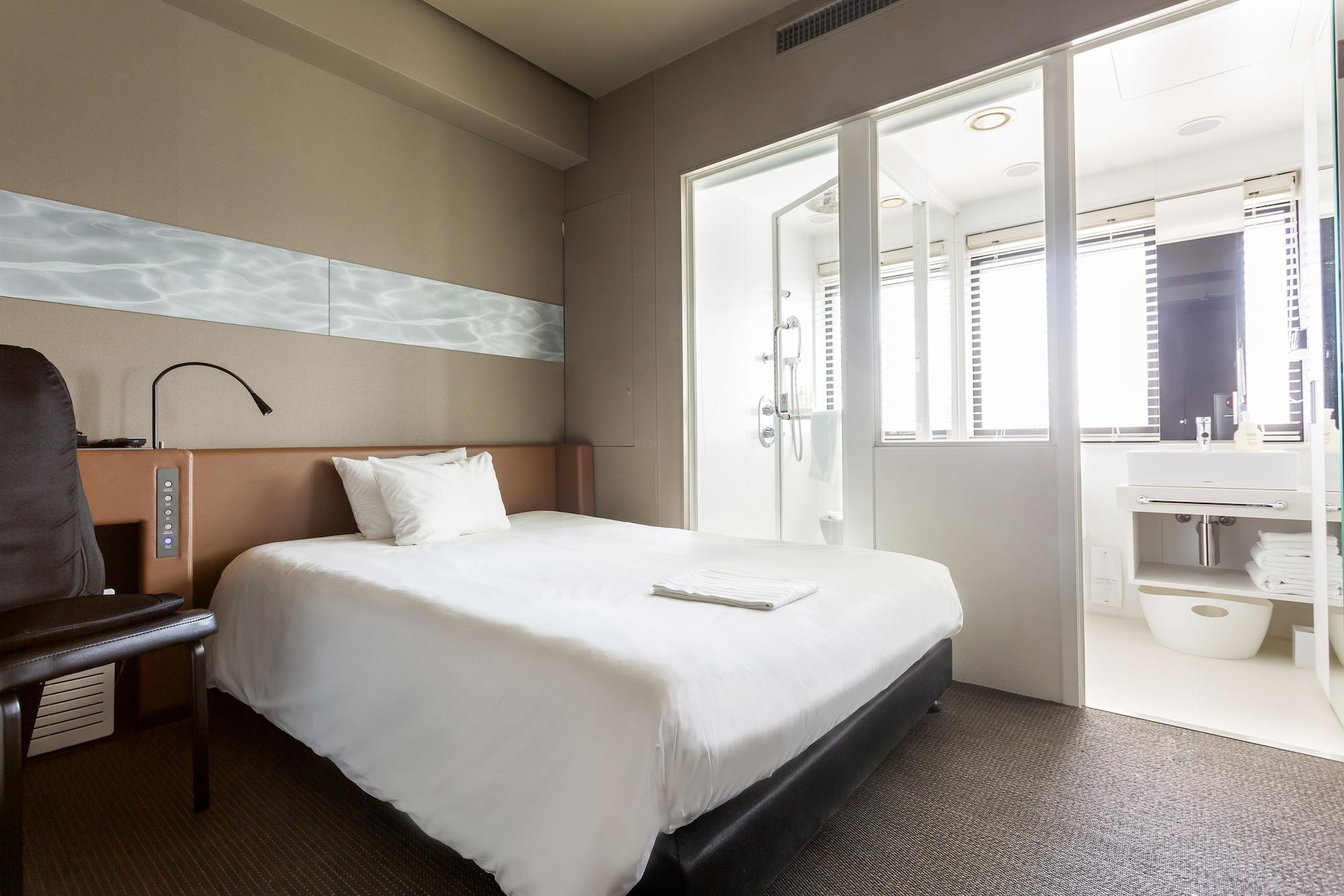Remm Shin-Osaka Hotell Exteriör bild